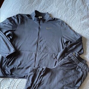 Nike Gray Lightweight Shirt Jacket with Relaxed Fit